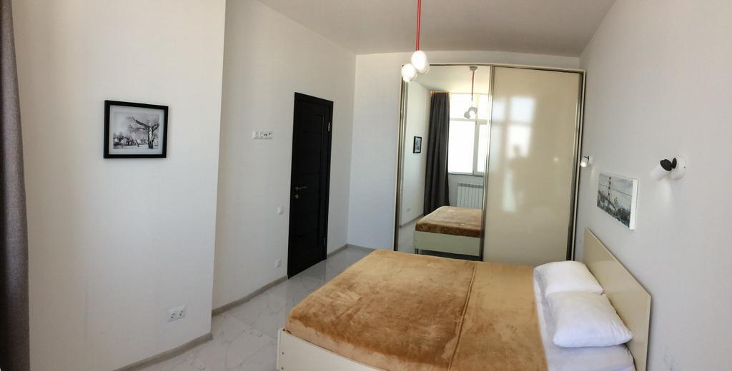 Apartments Inasaredze Batoemi Buitenkant foto